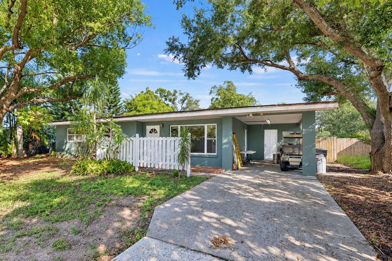 730 San Christopher Dr, Dunedin, FL 34698