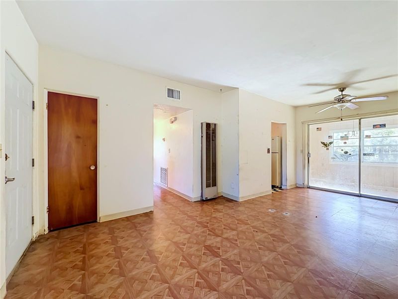 400 E 5th St, Chuluota, FL 32766