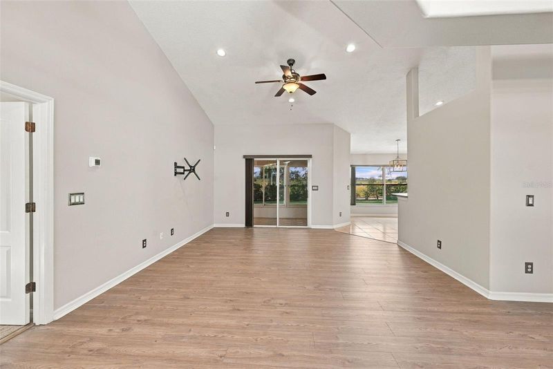 1071 Princeton Dr, Clermont, FL 34711