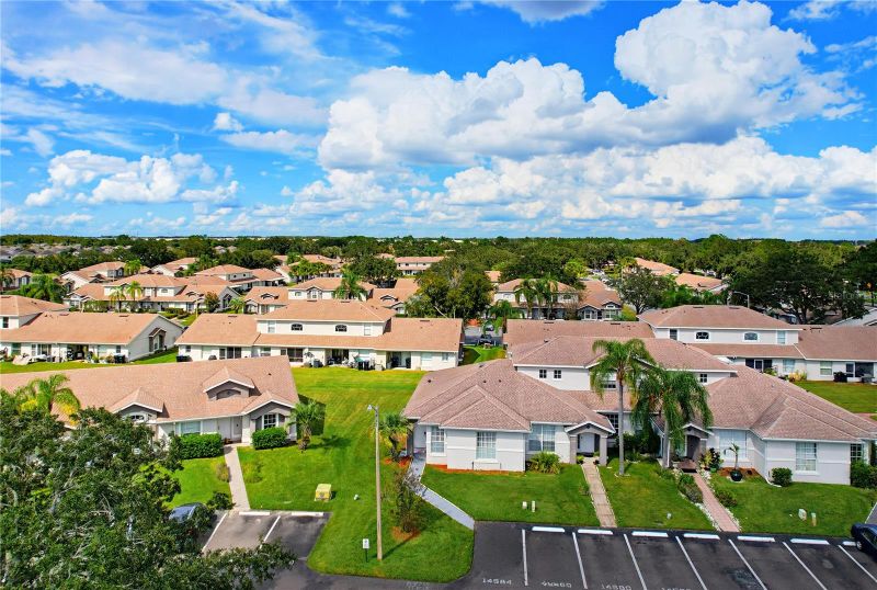 14584 Laguna Beach Cir, Orlando, FL 32824