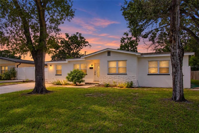 4608 Harvey Ave, Tampa, FL 33603