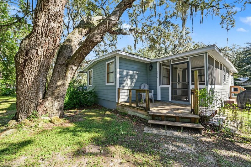 1916 Beachway Ln, Odessa, FL 33556