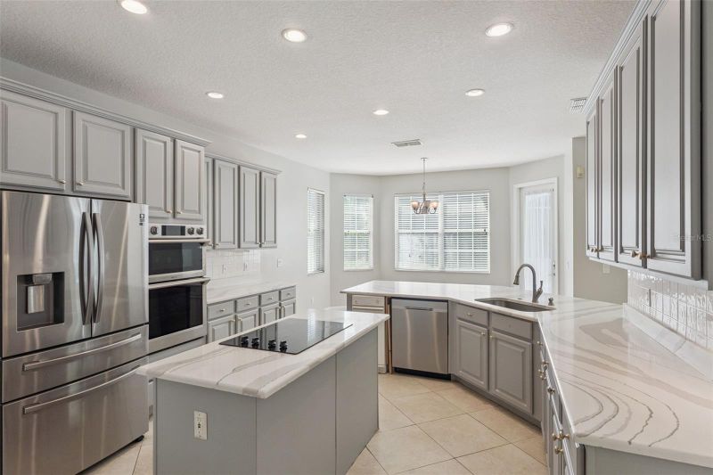 10142 Canopy Tree Ct, Orlando, FL 32836