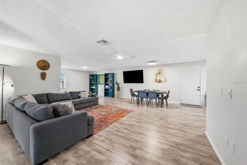 12234 Phyllis Ln, Hudson, FL 34669