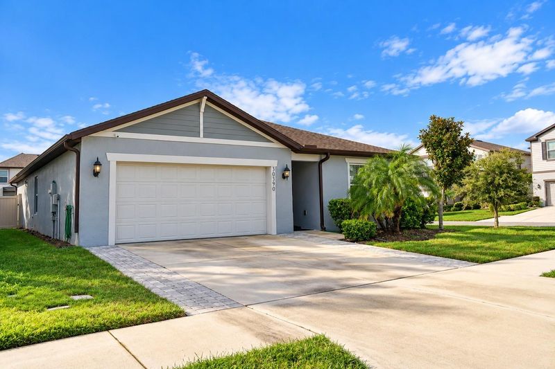 30390 Caravelle Ln, Wesley Chapel, FL 33545