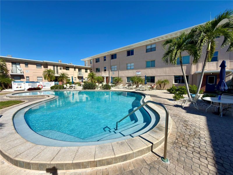 6700 Sunset Way #806, St Pete Beach, FL 33706