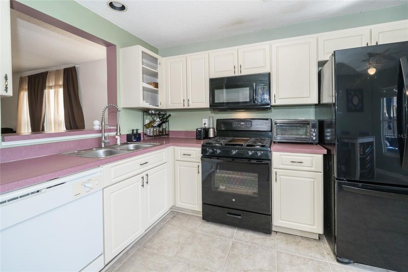 5837 Sand Key Ln, Wesley Chapel, FL 33545