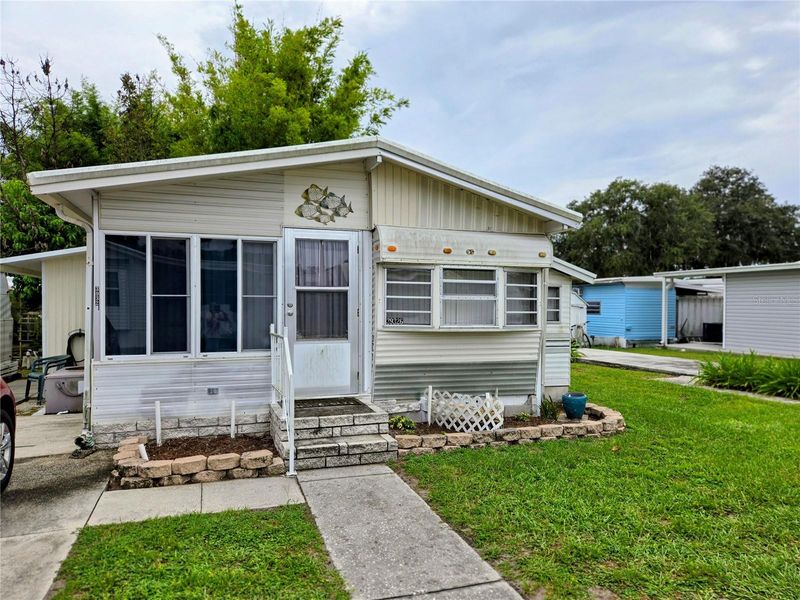 39326 Homecrest Dr, Zephyrhills, FL 33542