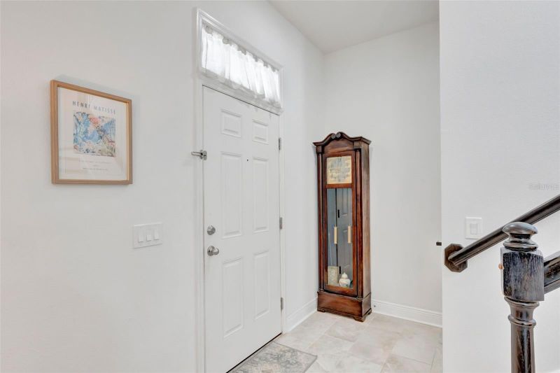4892 Beach Blvd, Orlando, FL 32803