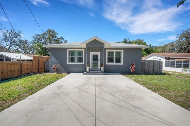 1615 Wilmar Ave, Tarpon Springs, FL 34689