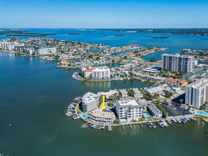 205 Dolphin Point #6, Clearwater, FL 33767