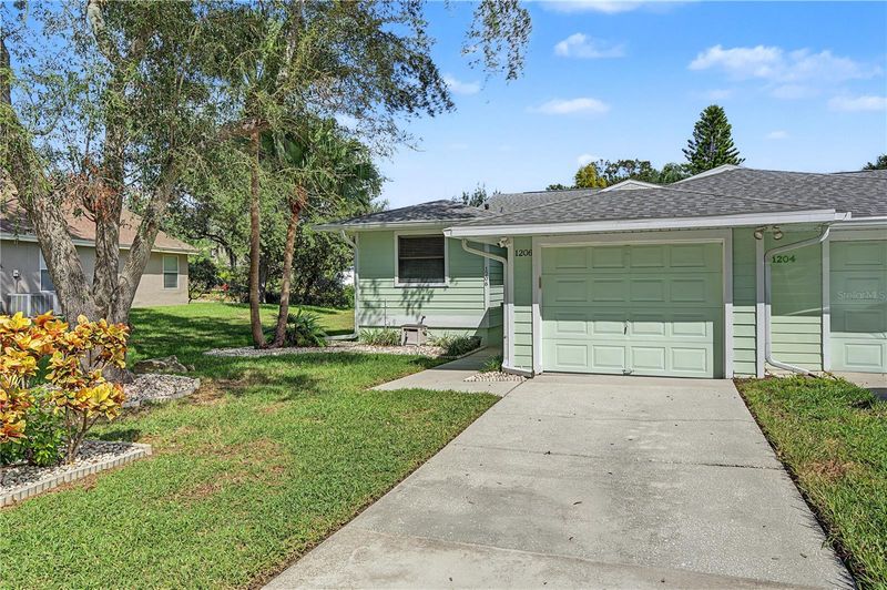 1206 S Pointe Alexis Dr, Tarpon Springs, FL 34689