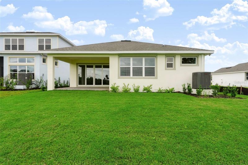 1033 Signet Dr, Apollo Beach, FL 33572