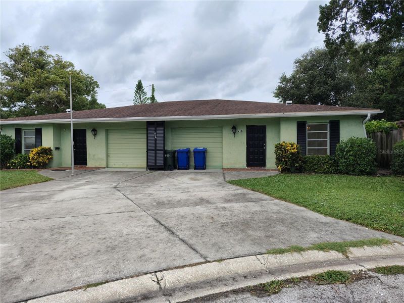 616 Heritage Ln #A&B, Largo, FL 33770