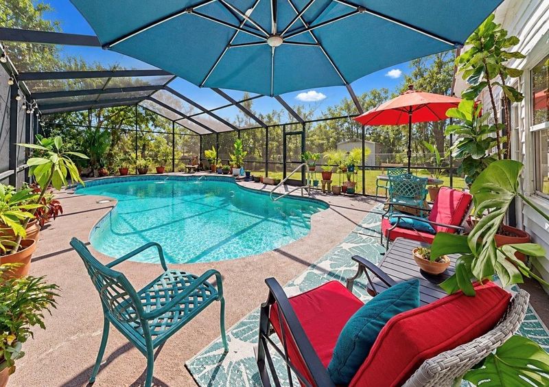 2510 Fritzke Rd, Dover, FL 33527