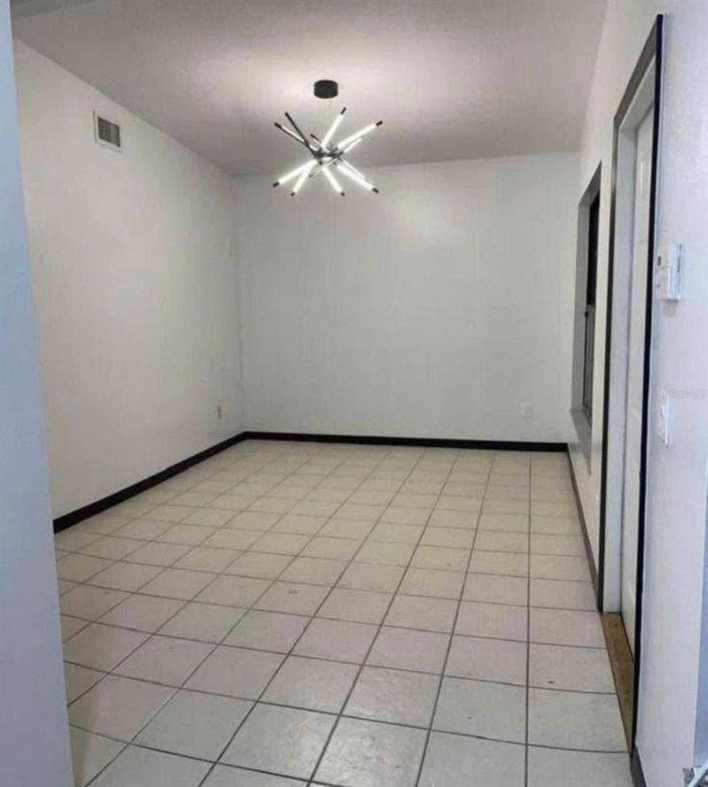 1725 W Perdiz St, Tampa, FL 33612