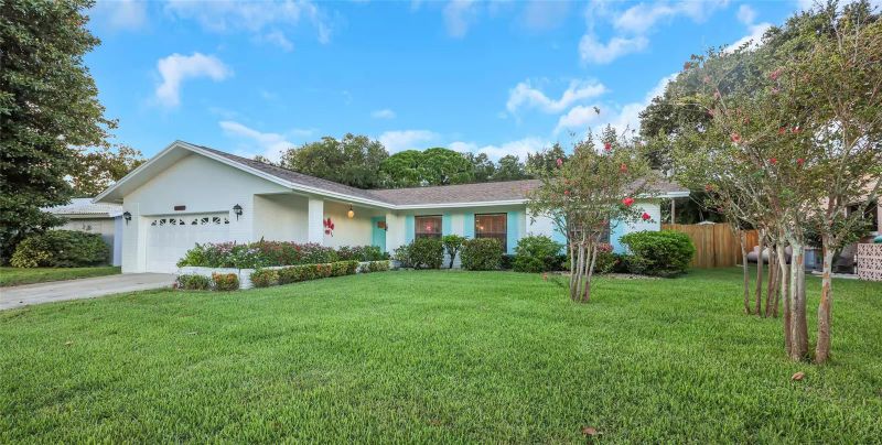14221 N 82nd Ave, Seminole, FL 33776