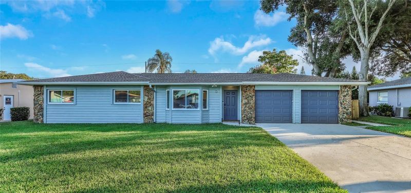 1523 Tangerine St, Clearwater, FL 33756