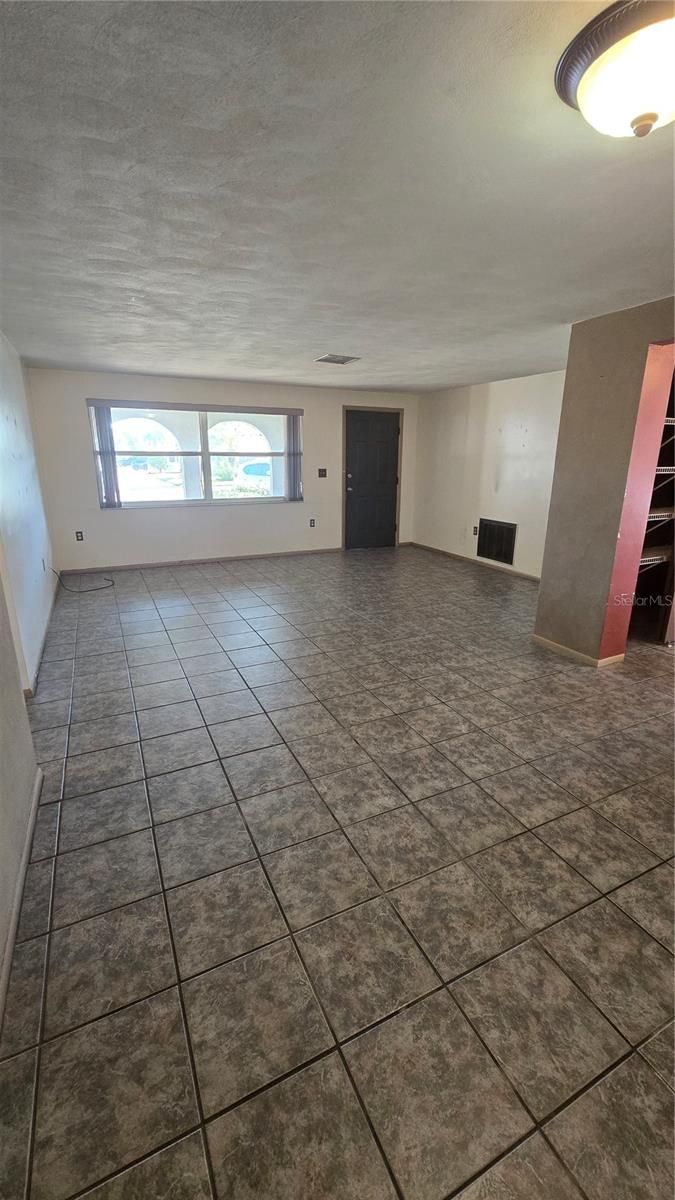 6123 Moog Rd, New Port Richey, FL 34652