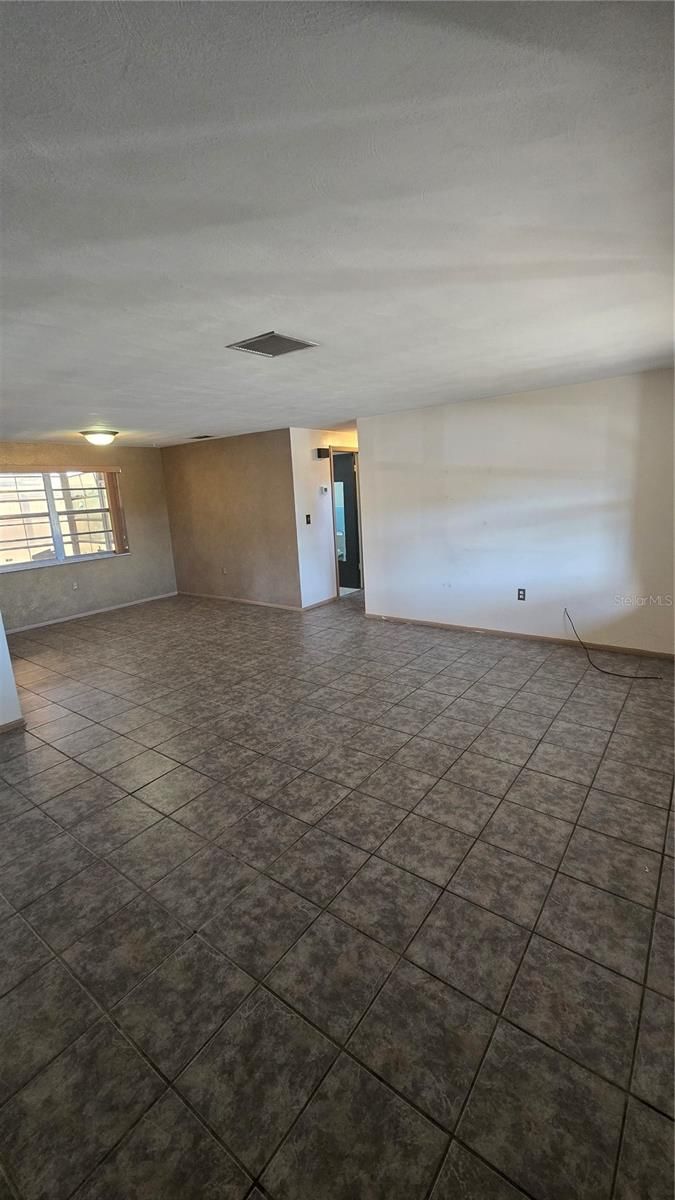 6123 Moog Rd, New Port Richey, FL 34652