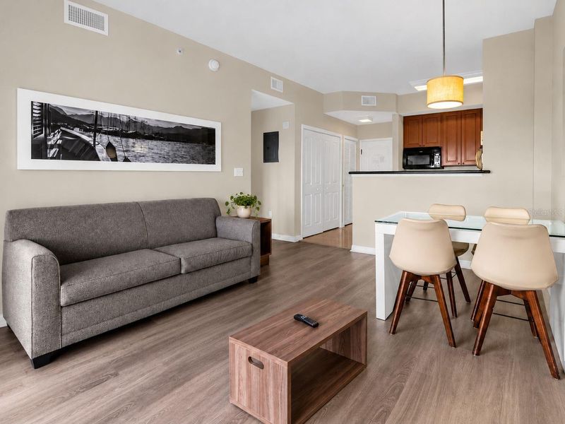 7395 Universal Blvd #504, Orlando, FL 32819