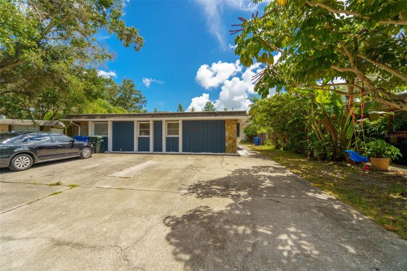 3517 Sherwood Dr, Largo, FL 33771