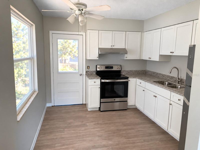4910 23rd St W #A & B, Bradenton, FL 34207