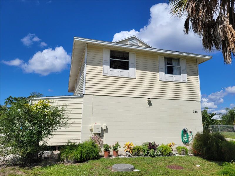 3301 W Shell Point Rd, Ruskin, FL 33570