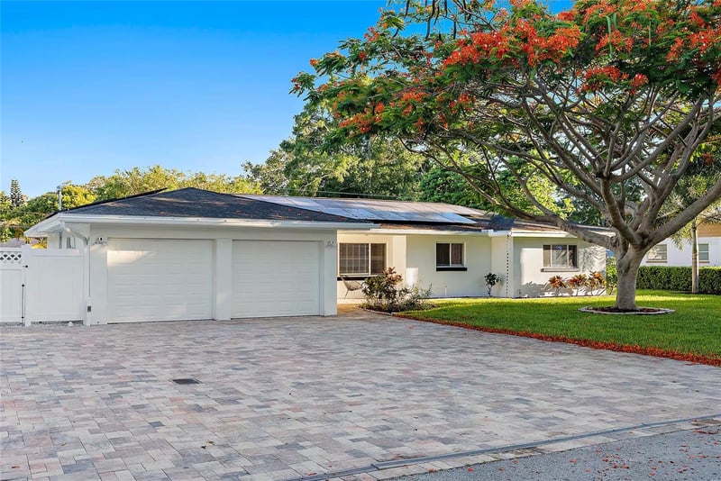 1825 Kendall Dr, Clearwater, FL 33764