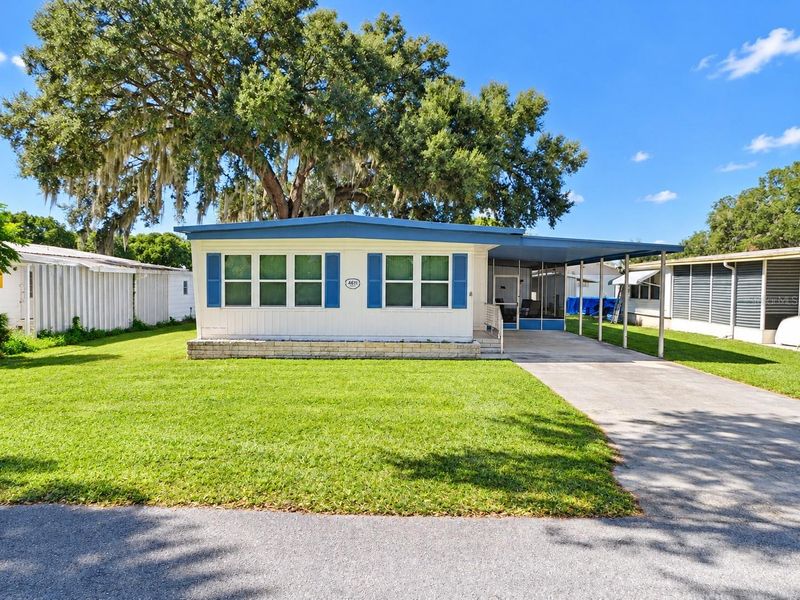 4611 Olive Dr, Zephyrhills, FL 33542