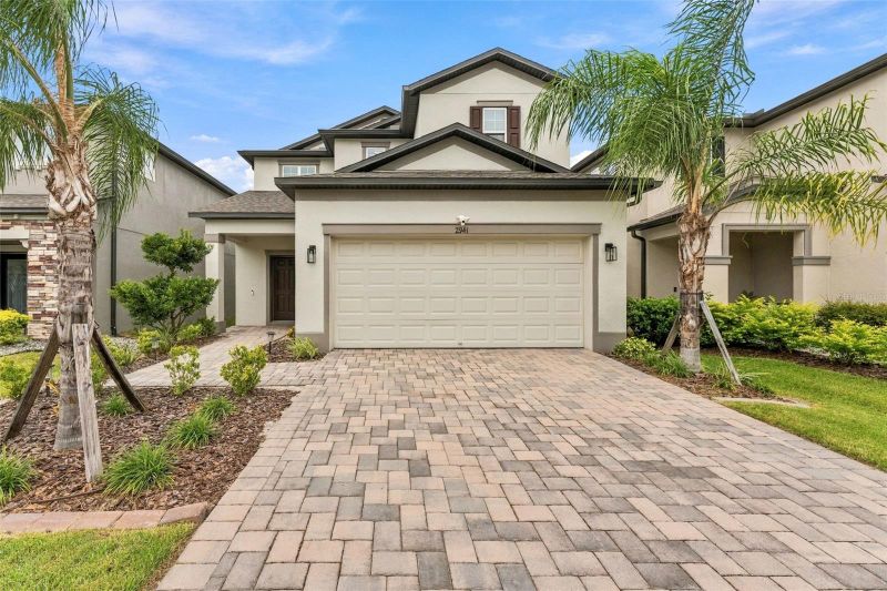 2941 Adams Cross Dr, Zephyrhills, FL 33540