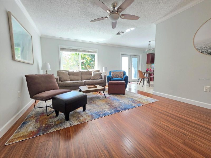 6248 109th Ave N, Pinellas Park, FL 33782