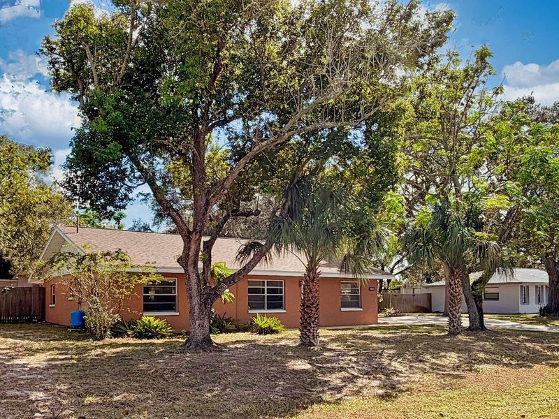 16810 Bachmann Ave, Hudson, FL 34667