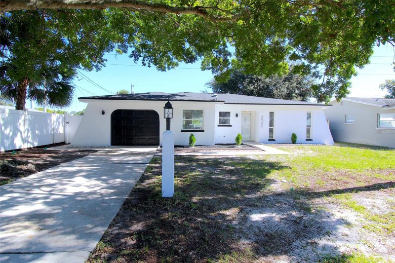 30205 69th St N, Clearwater, FL 33761