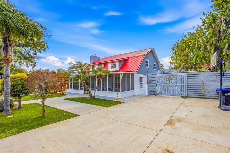 1900 Corbett Rd, Orlando, FL 32826