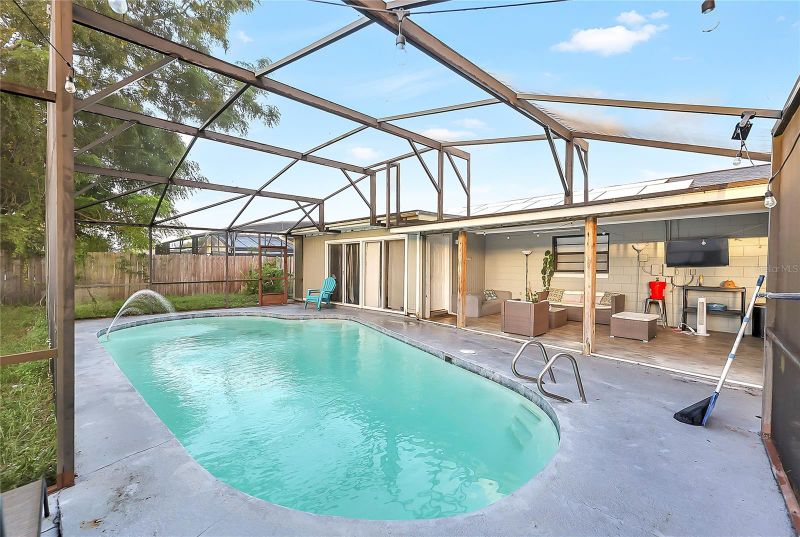 730 Park Manor Dr, Orlando, FL 32825