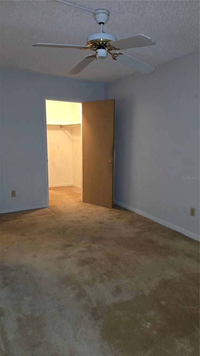 2525 W Bay Dr #C33, Belleair Bluffs, FL 33770