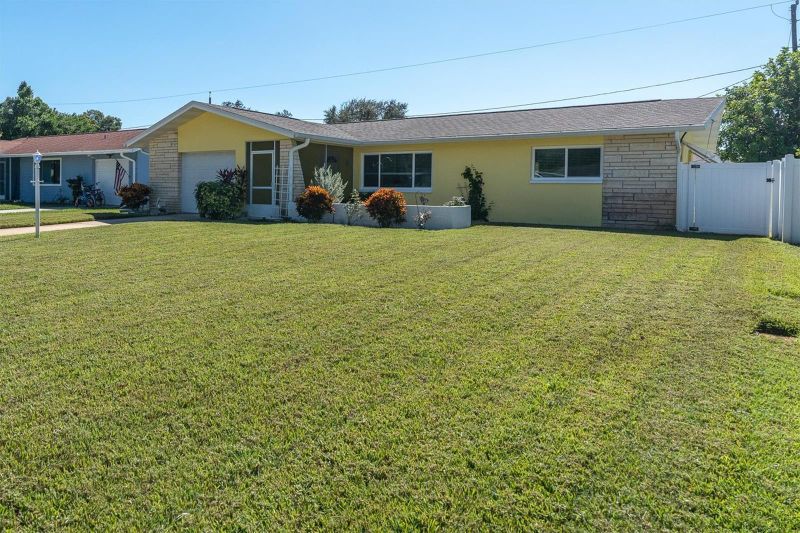 2013 Forest Dr, Clearwater, FL 33763