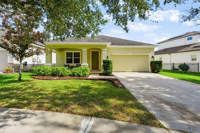 313 Roxbury Crossing Ct, Valrico, FL 33594