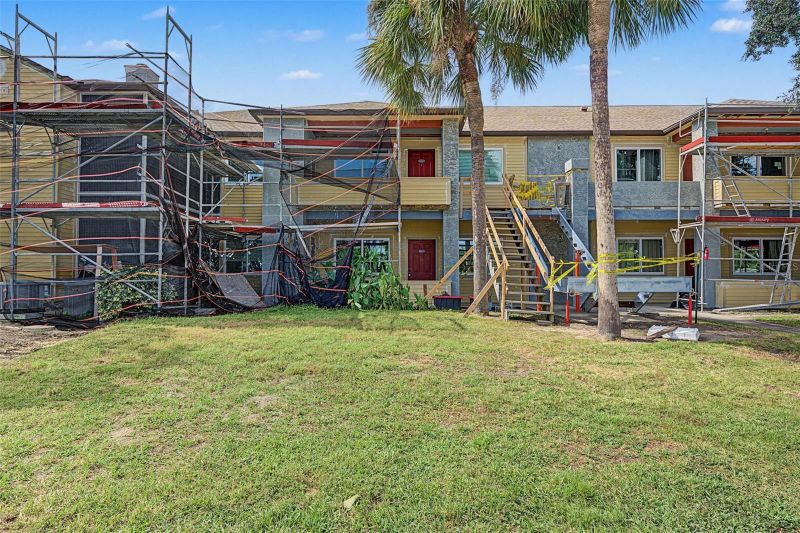 10263 Gandy Blvd N #101, St Petersburg, FL 33702