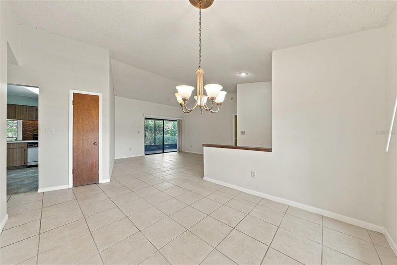 4301 Ellenville Pl, Valrico, FL 33596
