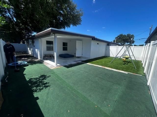 Tampa, FL 33604