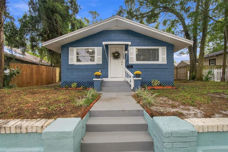 1225 E Osborne Ave, Tampa, FL 33603
