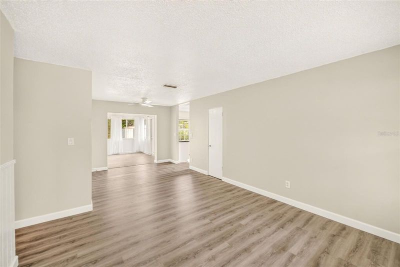 9005 50th St N, Pinellas Park, FL 33782