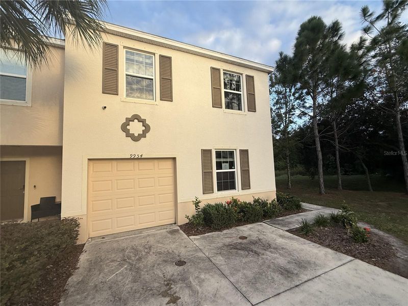 9954 Hound Chase Dr, Gibsonton, FL 33534