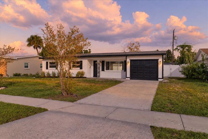 6017 Ambassador Dr, Tampa, FL 33615