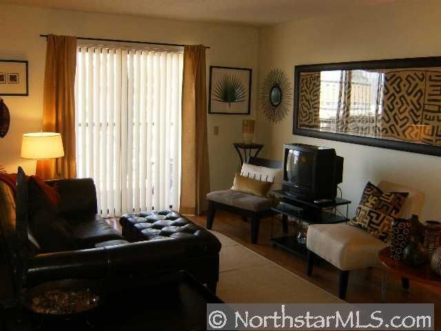 78 10th St E #R705, Saint Paul, MN 55101