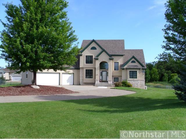 1410 Butterfly Ln, Jordan, MN 55352