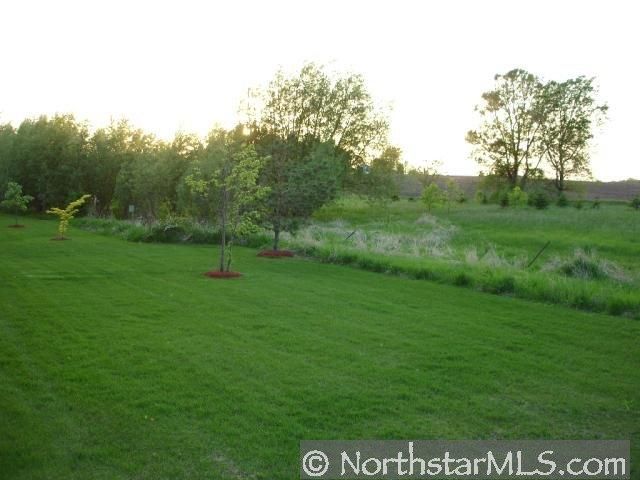 368 Pike Ct, Winsted, MN 55395