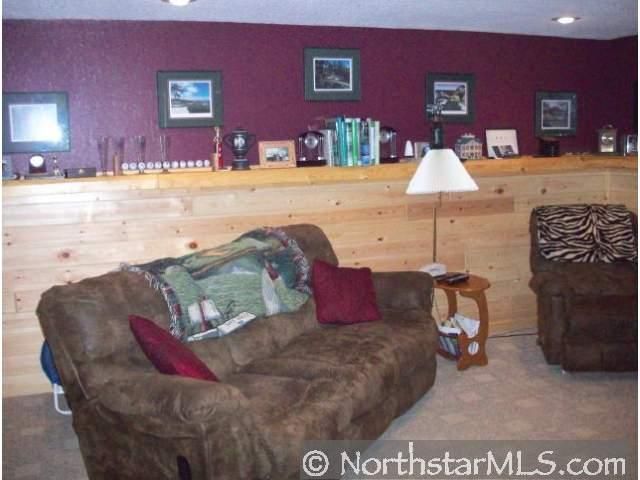 615 NE 7th St, Grand Rapids, MN 55744